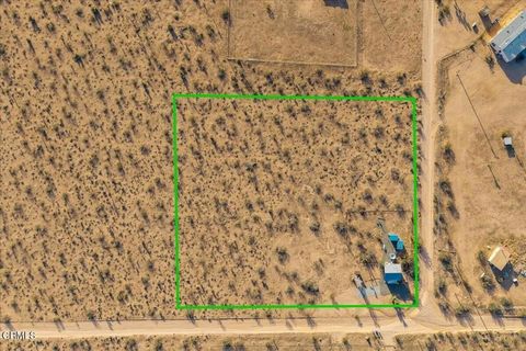 Tiny photo for 180 Geronimo Trail, Yucca Valley, CA 92284 (MLS # P1-24690)
