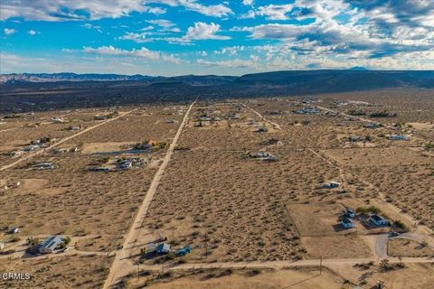 Tiny photo for 180 Geronimo Trail, Yucca Valley, CA 92284 (MLS # P1-24690)