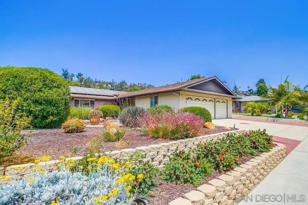 2242 Valley Lake Drive