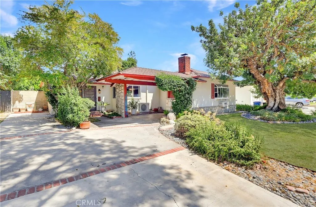 7508 Paso Robles Avenue
