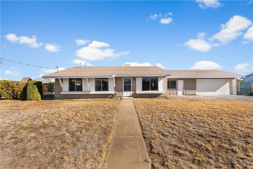 Photo of 40596 Fieldspring St, Lancaster, CA 93535 (MLS # SR25277322)