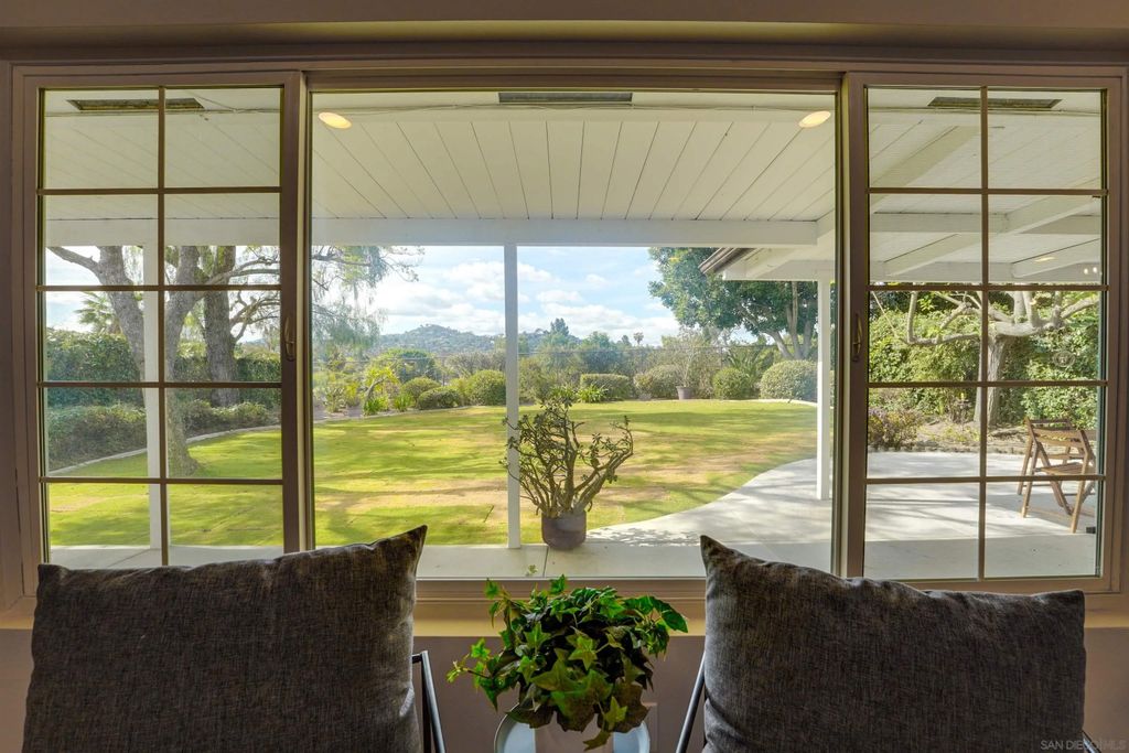 Photo of 9645 Jimzel Rd, La Mesa, CA 91942 (MLS # 260009662)