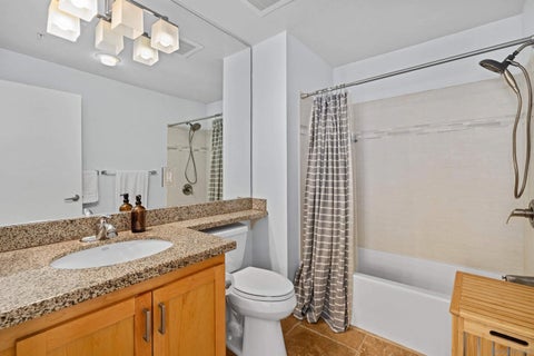 Tiny photo for 450 J Street #3251, San Diego, CA 92101 (MLS # 260022497)