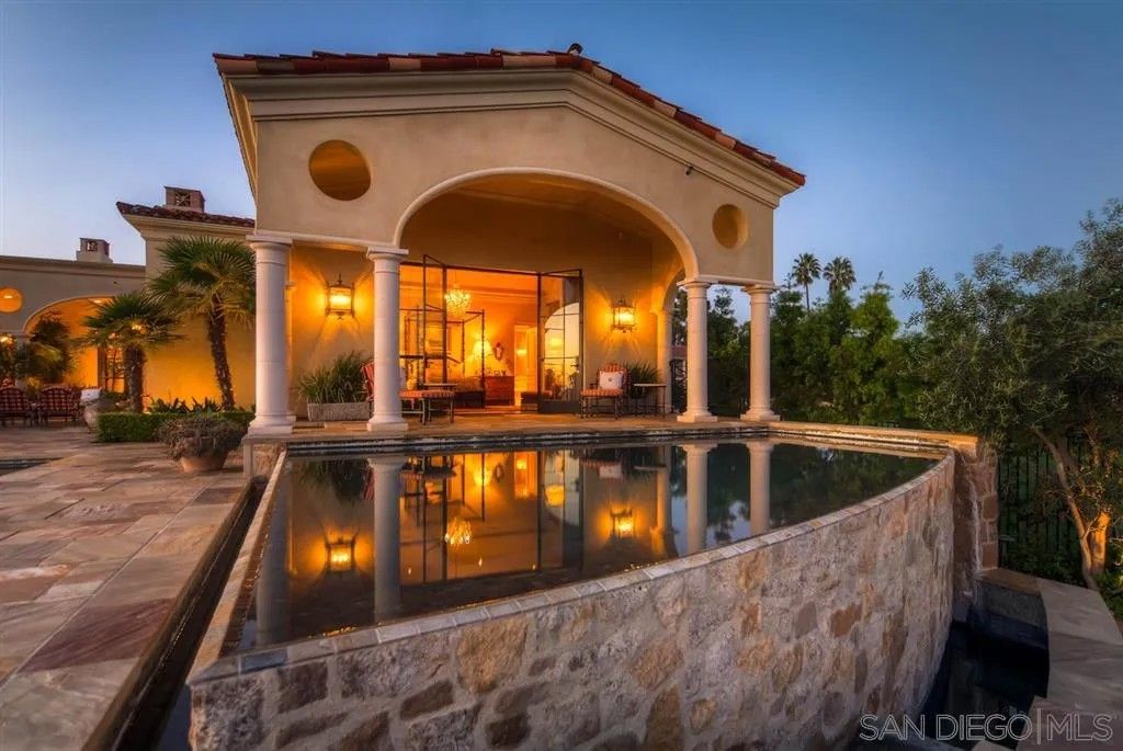 Photo of 5806 Bucknell Ave, La Jolla, CA 92037 (MLS # 260006514)