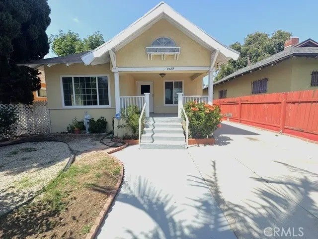 2129 W 30th