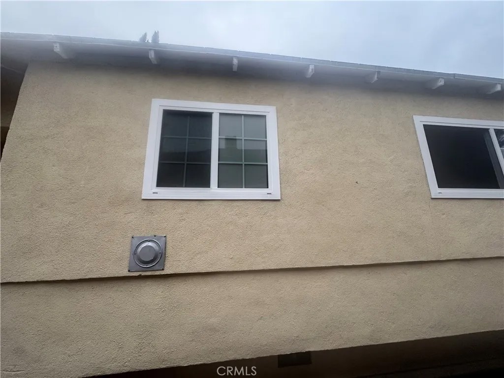 2129 W 30th Street West