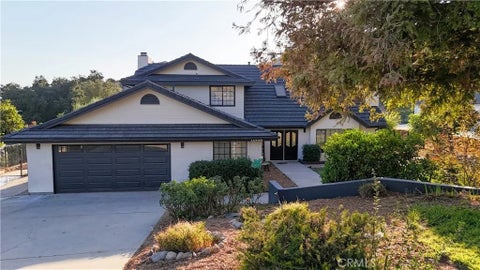 Photo of 12938 Lupine Court, Yucaipa, CA 92399 (MLS # CV26140353)