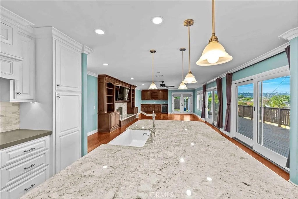 2231 Branford
