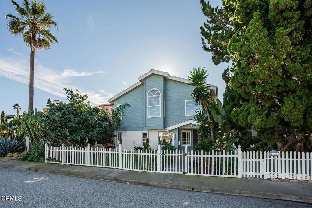 Photo of 5124 Beachcomber Street, Oxnard, CA 93035 (MLS # V1-34021)