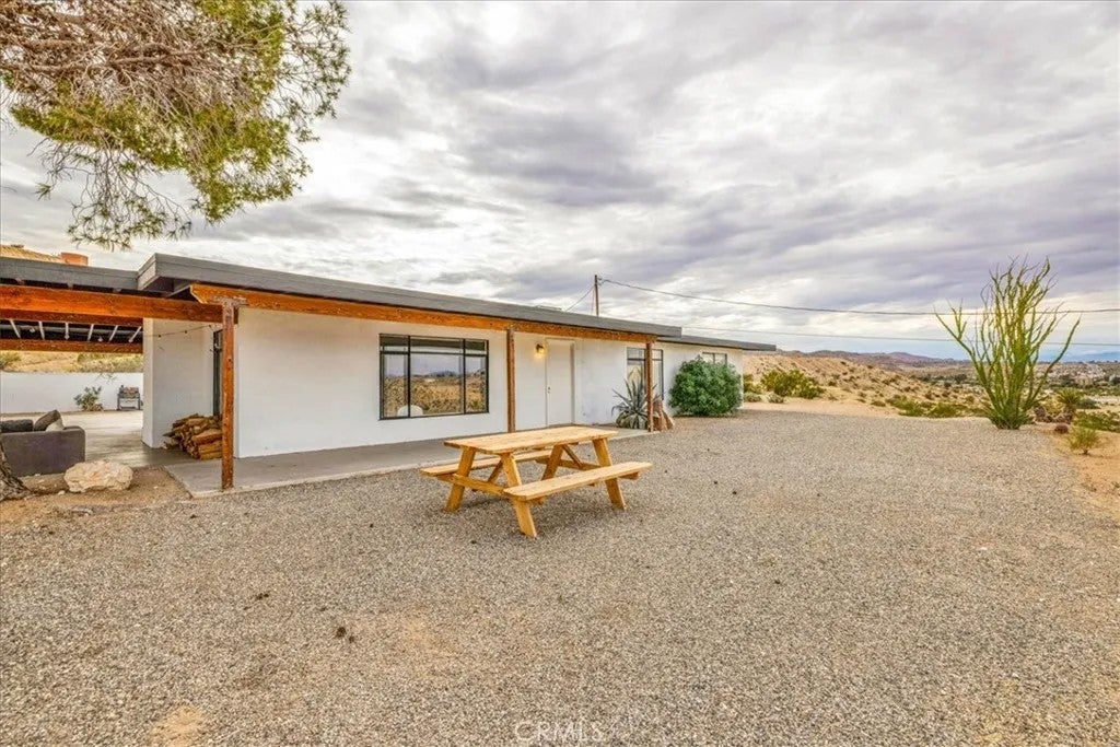 73081 29 Palms
