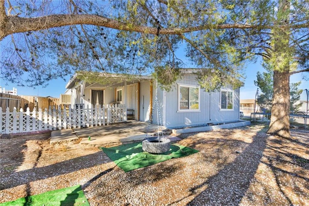 Photo of 19044 Joshua Street, Adelanto, CA 92301 (MLS # DW25275143)