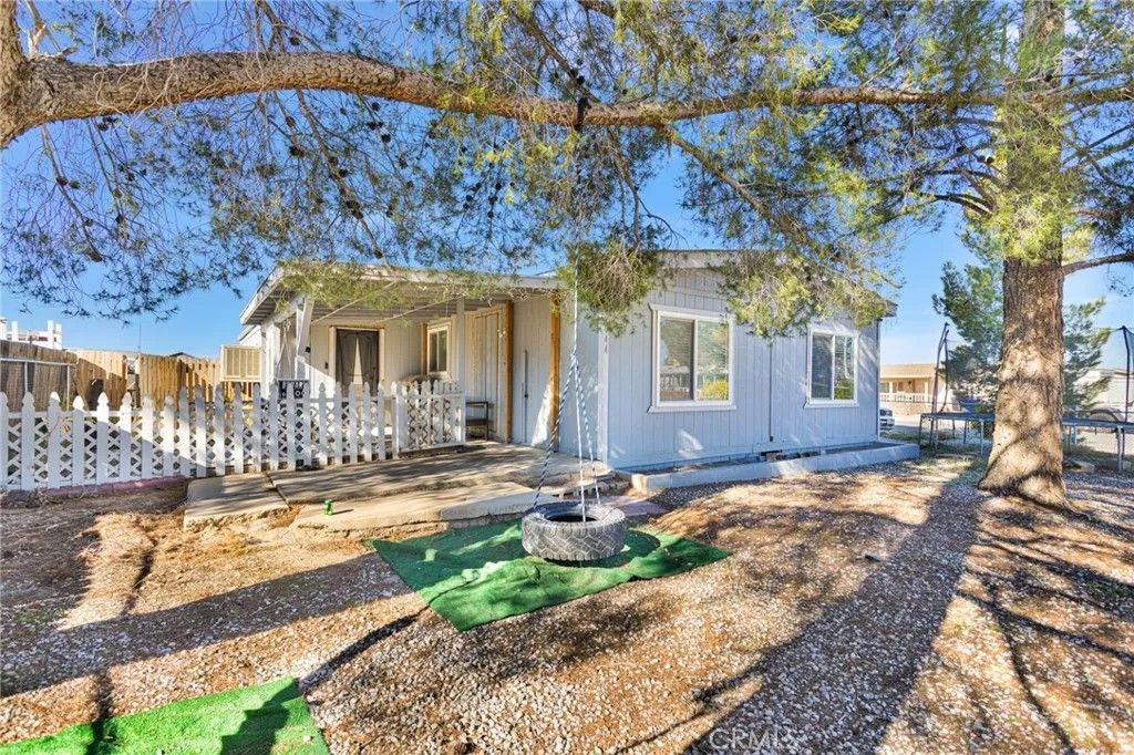 Photo of 19044 Joshua Street, Adelanto, CA 92301 (MLS # DW25275143)