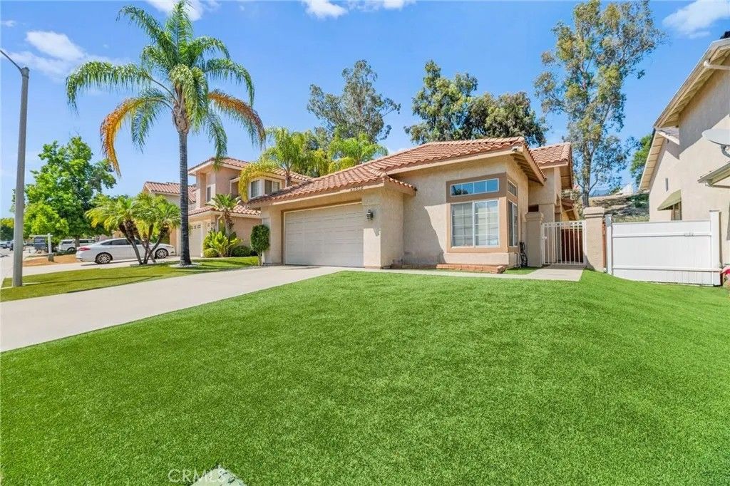 Photo of 23832 Castinette Way, Murrieta, CA 92562 (MLS # SW25157188)