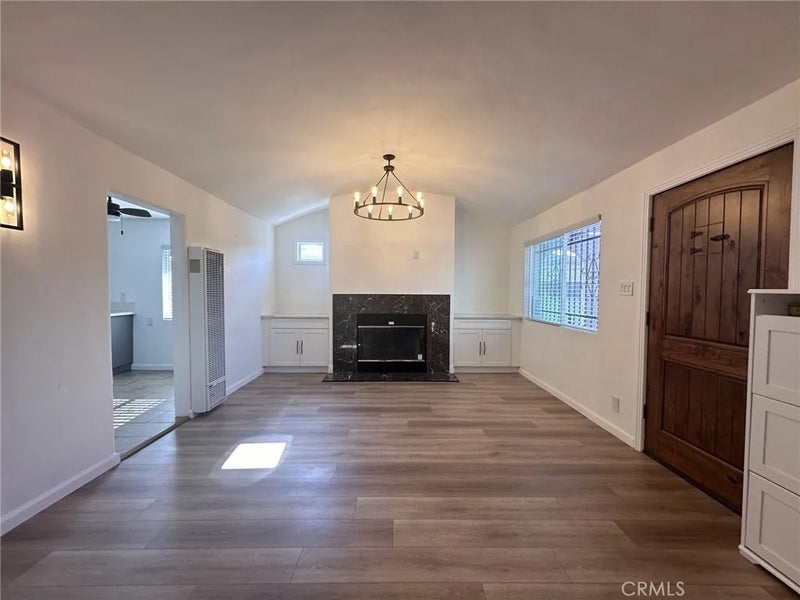 3667 W 110th