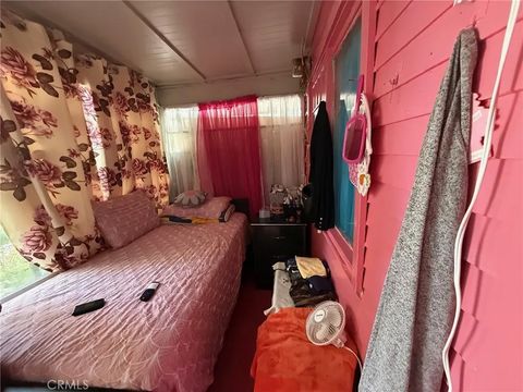 Tiny photo for 860 W 54th St, Los Angeles, CA 90037 (MLS # WS25266448)