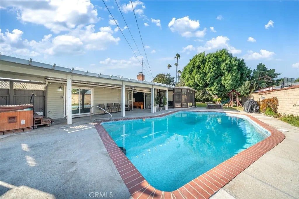 Photo of 1106 S Lark Ellen AVE, West Covina, CA 91791 (MLS # WS26205804)