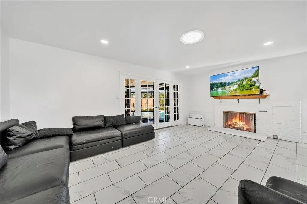 Photo of 1106 S Lark Ellen AVE, West Covina, CA 91791 (MLS # WS26205804)