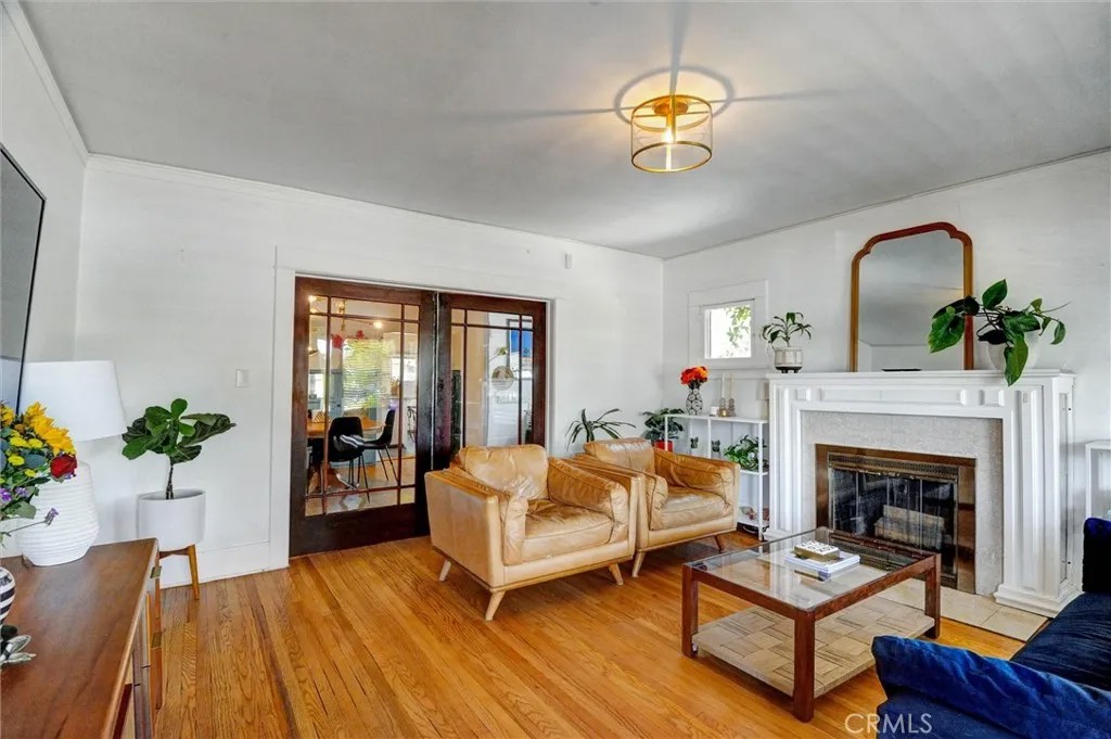 551 E Columbia