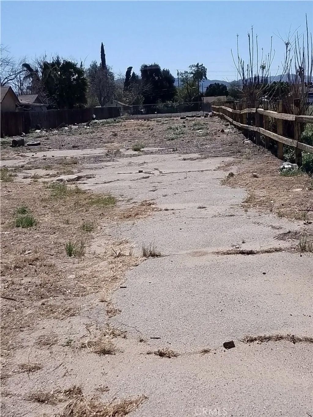 Photo of 1113 E 3rd ST, San Bernardino, CA 92410 (MLS # TR26117428)