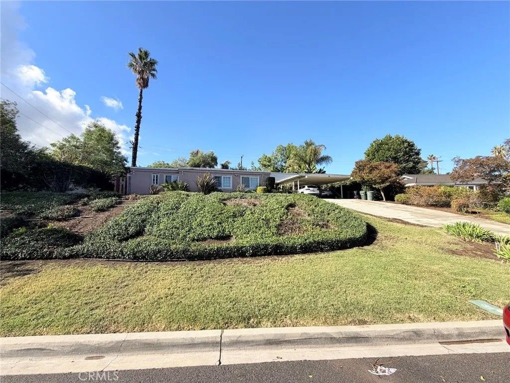 Photo of 3258 E Whitebirch Dr, West Covina, CA 91791 (MLS # CV25240125)