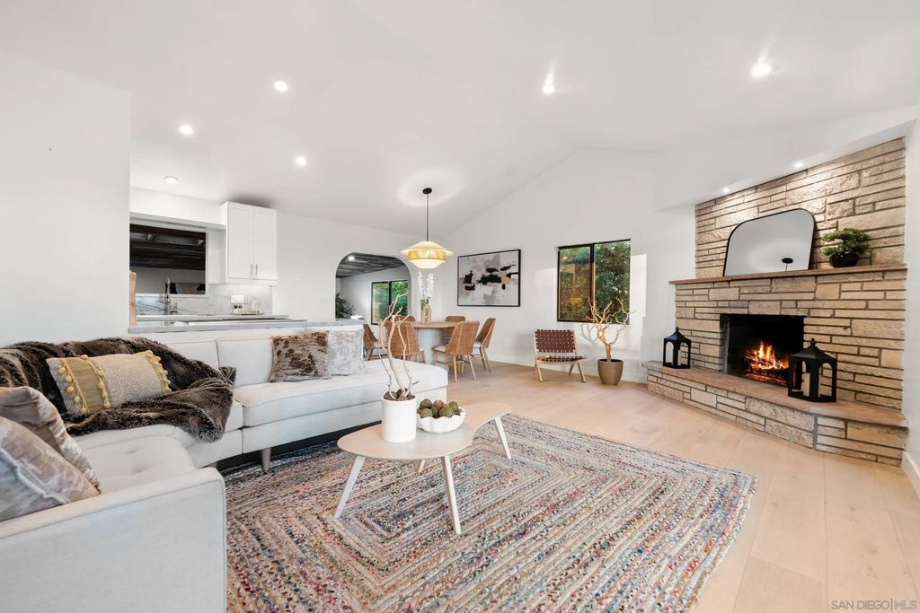 Photo of 3306 Donna Dr, Carlsbad, CA 92008 (MLS # 260001399)