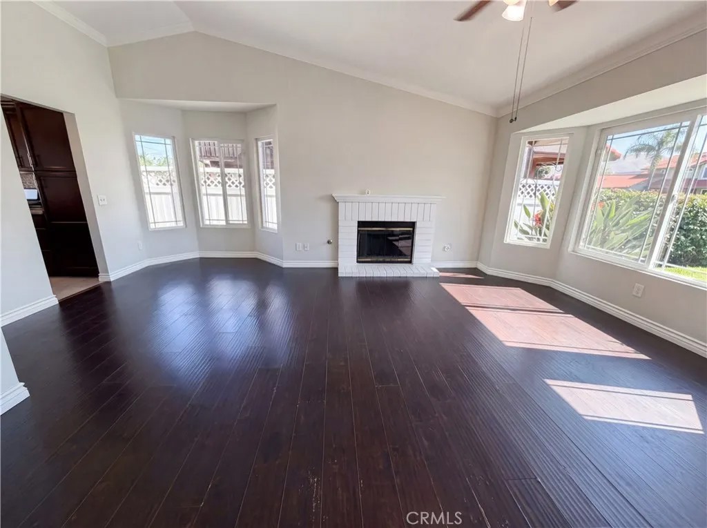 4365 Northcroft