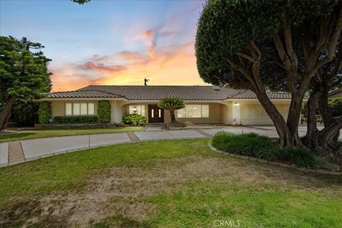 Photo of 276 Grant Street, Upland, CA 91784 (MLS # CV26083480)