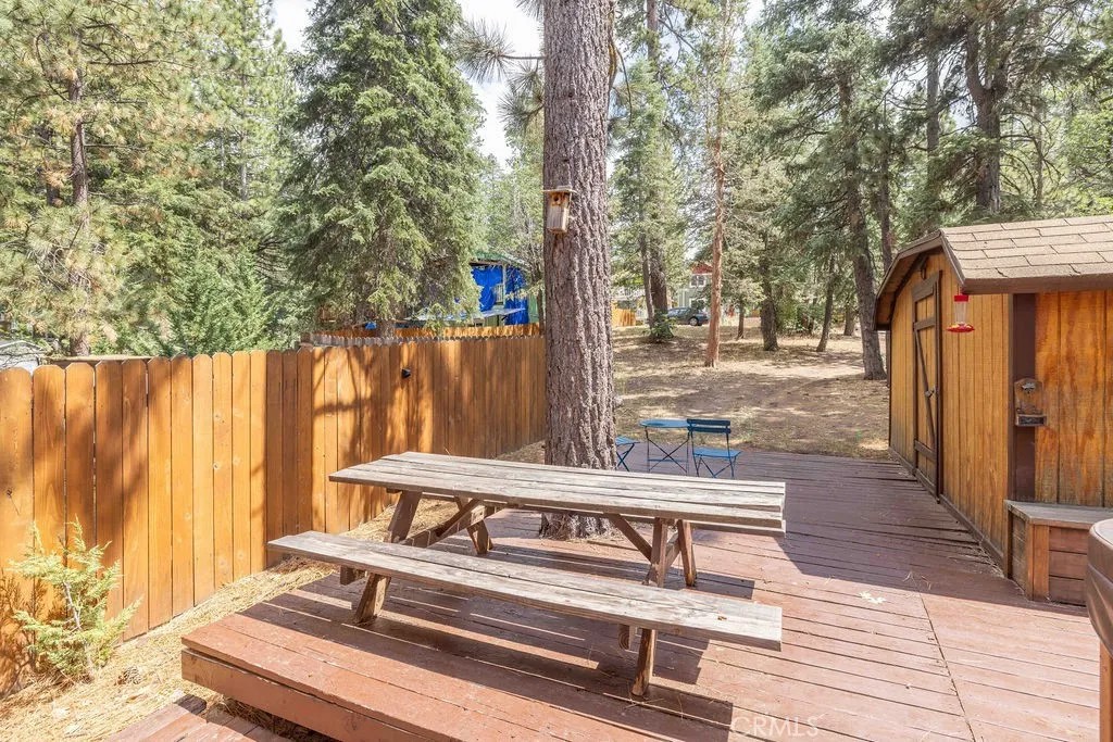 42733 Cedar
