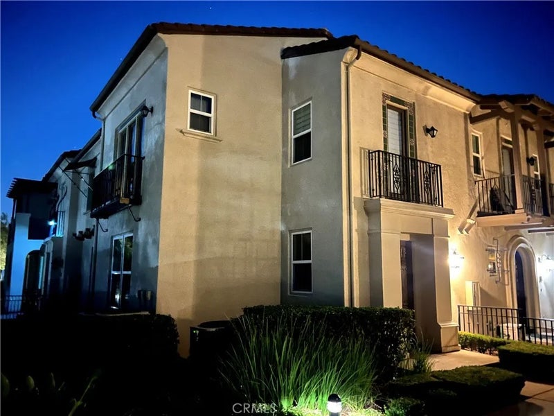 883 Terrace West