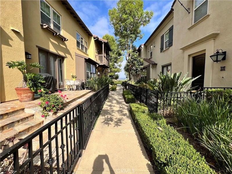 883 Terrace West