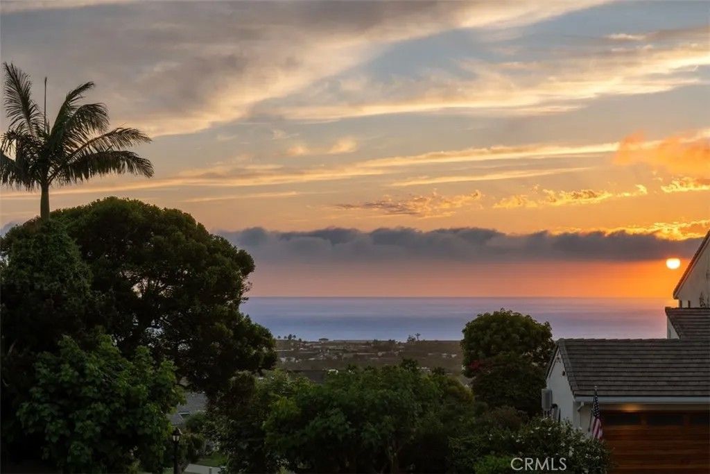 Photo of 33565 Via Corvalian, Dana Point, CA 92629 (MLS # OC26028227)