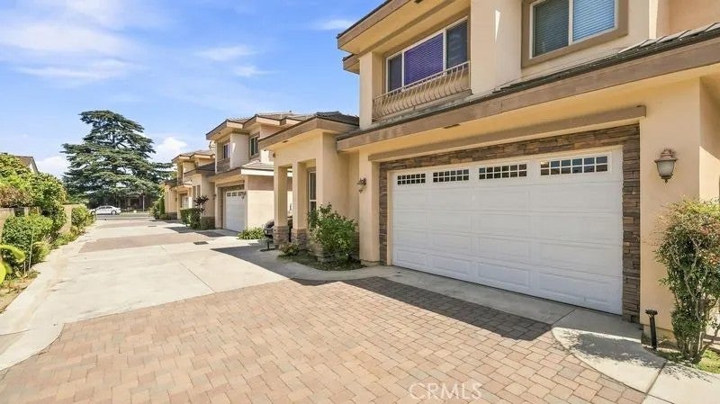 4827 Arden Drive