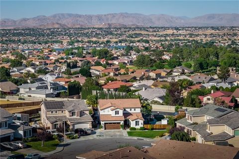 Tiny photo for 17684 View Crest Court, Victorville, CA 92395 (MLS # HD26132044)