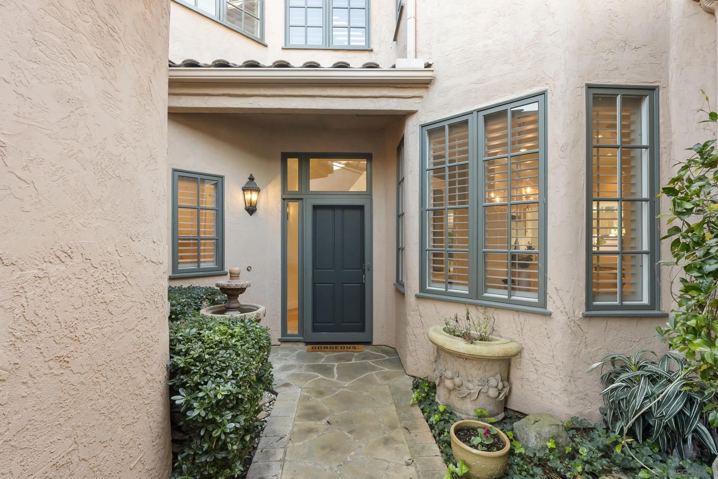 3774 Paseo Vista Famosa