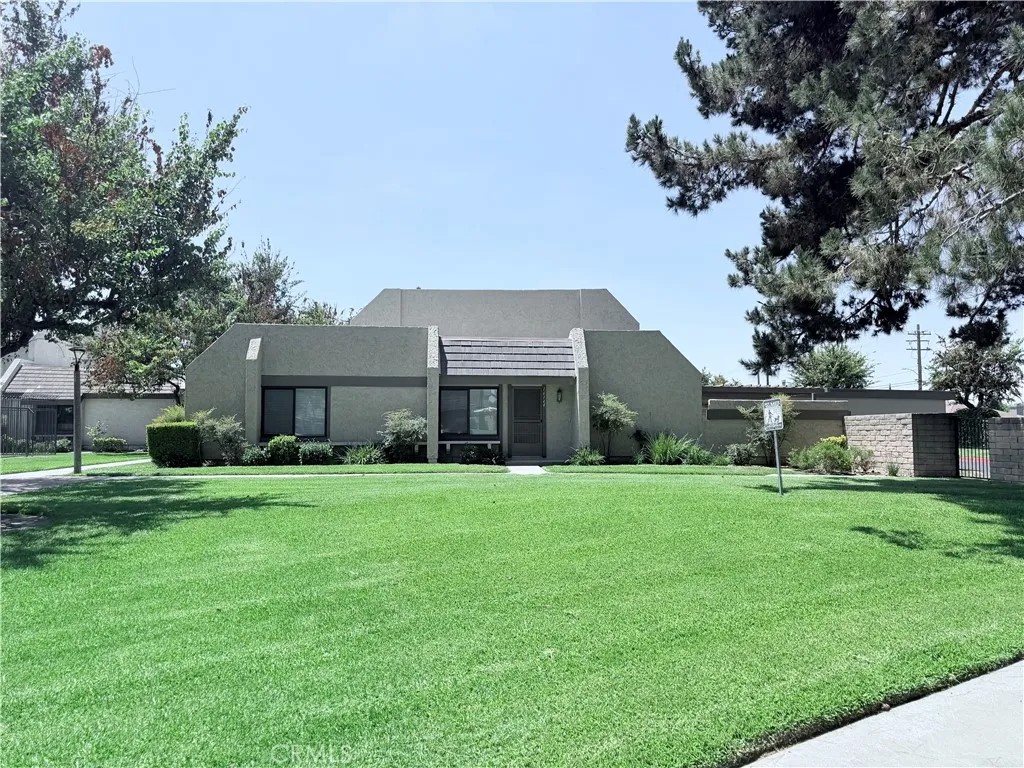 16144 Crystal Creek