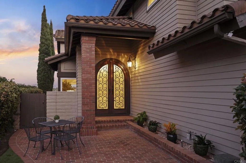 Photo of 213 Via Palacio, Encinitas, CA 92024 (MLS # NDP2509957)