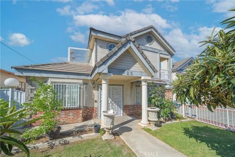 Photo of 125 S Moore Ave, Monterey Park, CA 91754 (MLS # CV25246294) Photo of 125 S Moore Ave, Monterey Park, CA 91754 (MLS # CV25246294)