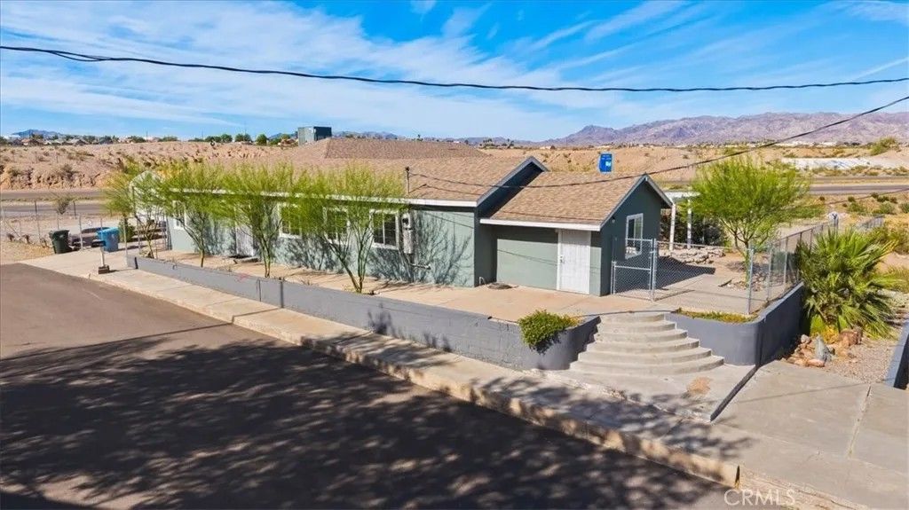 Photo of 801 Valley Avenue, Needles, CA 92363 (MLS # IV26091364)