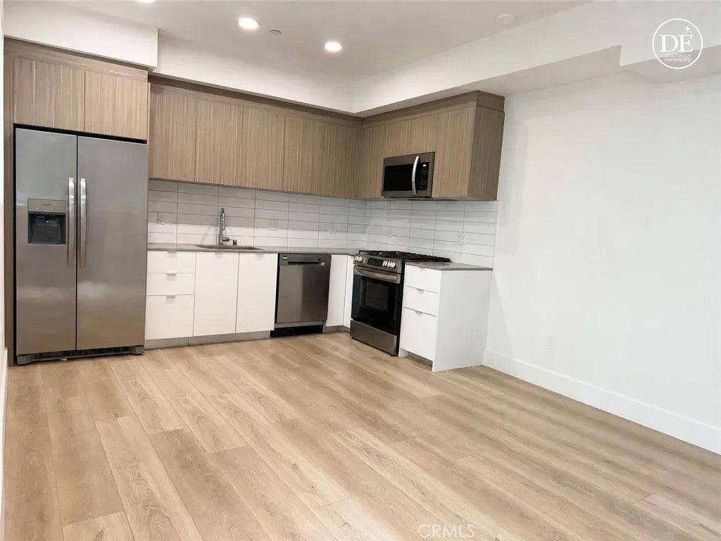 Photo of 12078 Guerin Street #108, Studio City, CA 91604 (MLS # SR26166930)