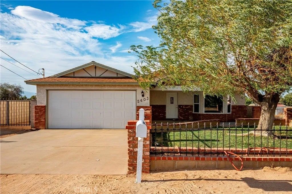 Photo of 5603 W Avenue M2, Lancaster, CA 93536 (MLS # SR26009701)