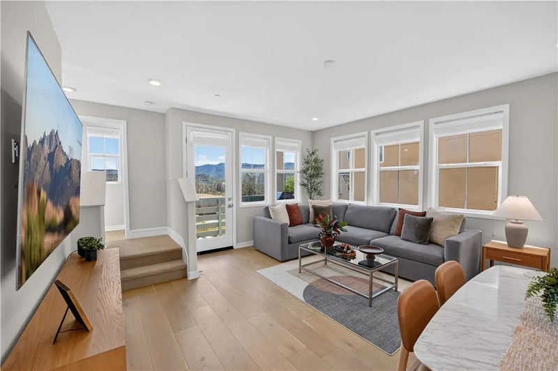 32 Welltree Way