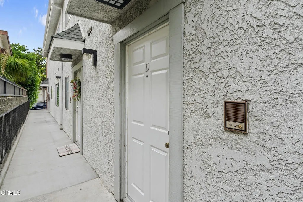 544 E Magnolia D