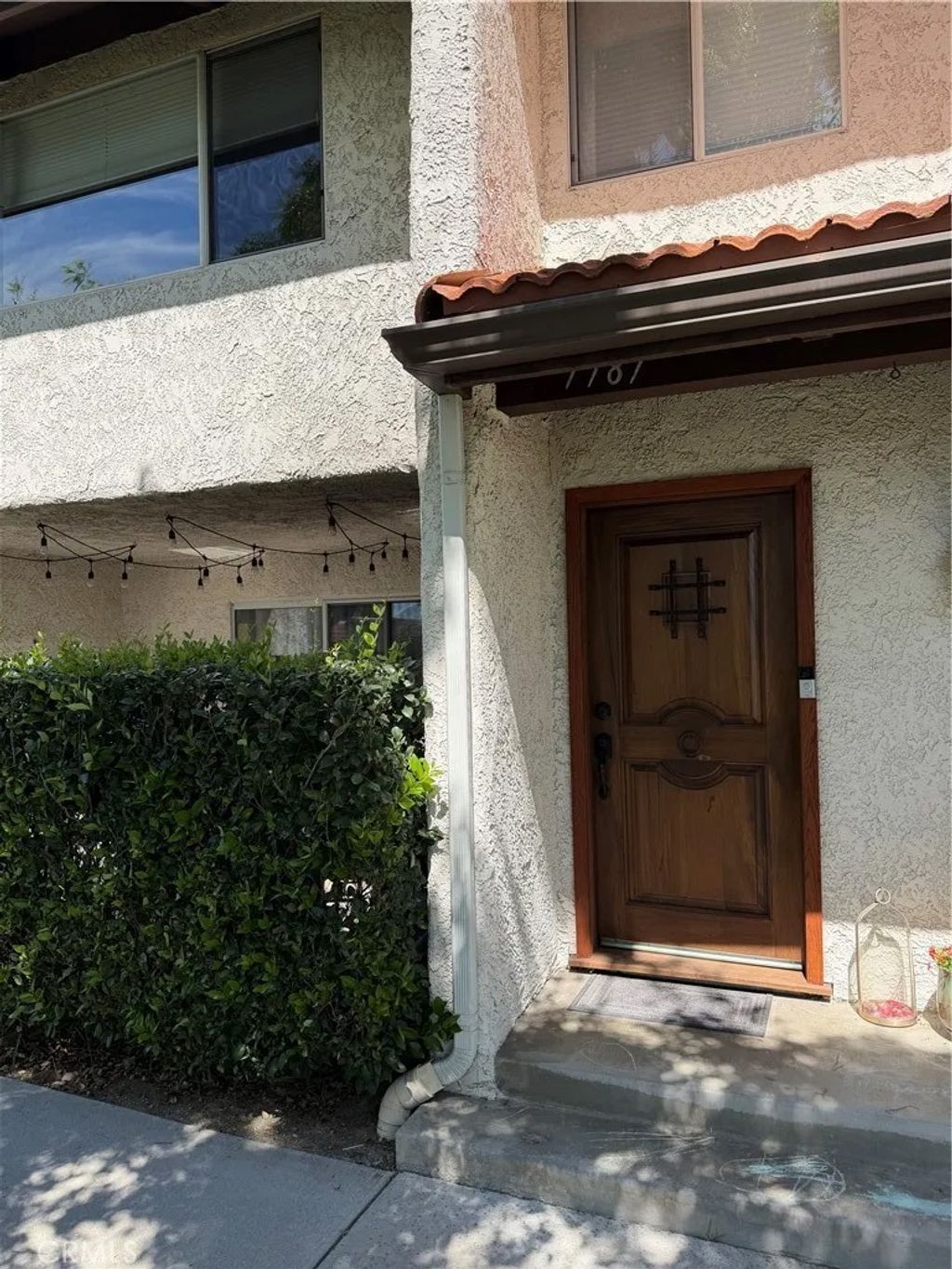 Photo of 7787 Via Cassano, Burbank, CA 91504 (MLS # GD26079830)