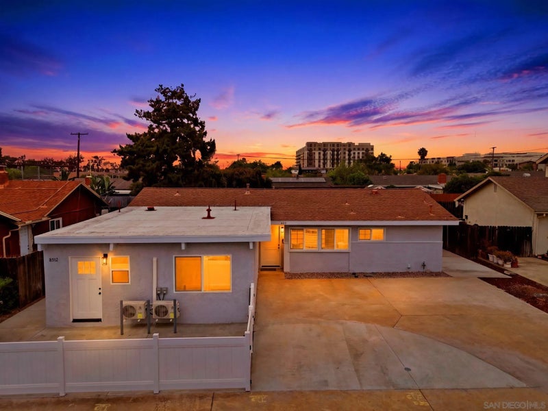 8514 Glenhaven