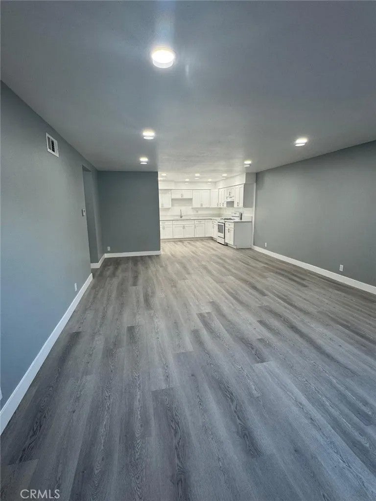 1007 Lombard