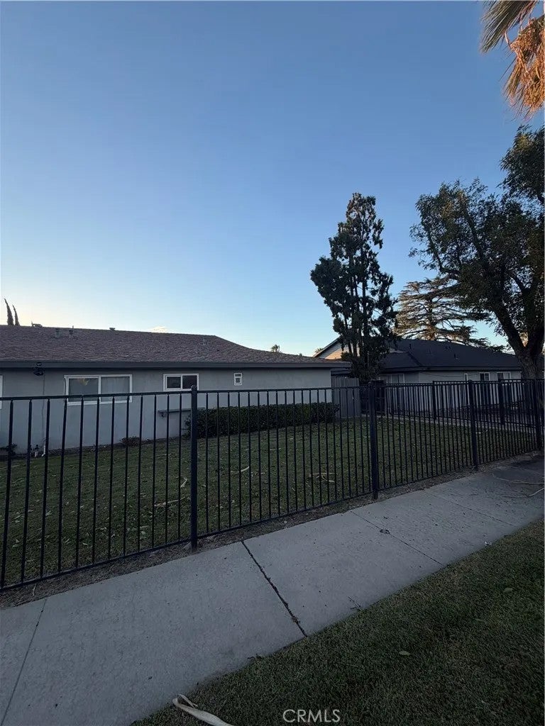 1007 Lombard