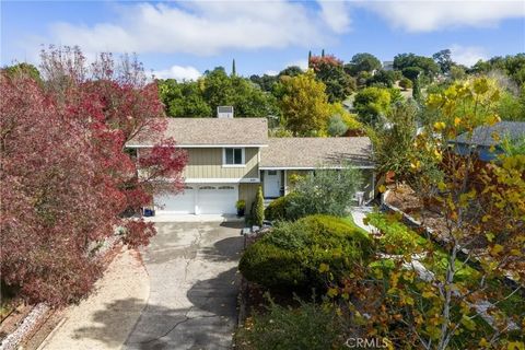 Photo of 4125 Tranquilla Ave, Atascadero, CA 93422 (MLS # NS25253219)