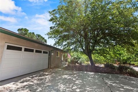 Tiny photo for 102 Glencrest Lane, Paso Robles, CA 93446 (MLS # NS25198237)