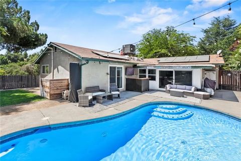 Tiny photo for 102 Glencrest Lane, Paso Robles, CA 93446 (MLS # NS25198237)