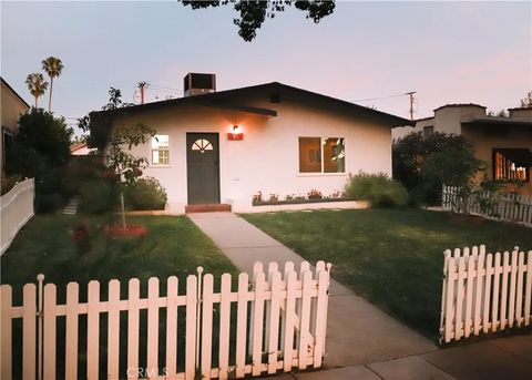 Photo of 1130 Wesley Ave, Pasadena, CA 91104 (MLS # SR26058727)